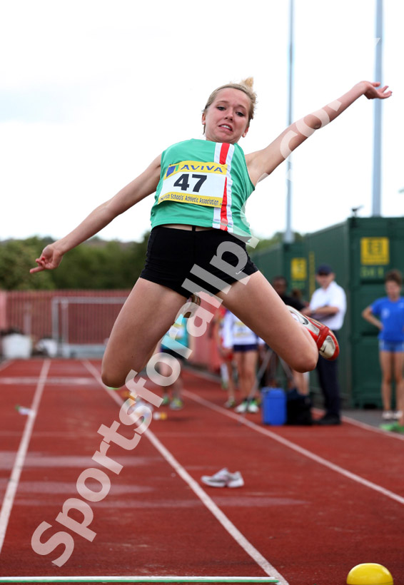 Emma Hornsby (Lincolnshire) junior girls long jump